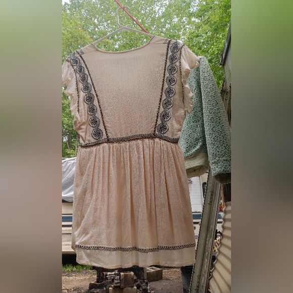 Free People top - Picture 2 of 2